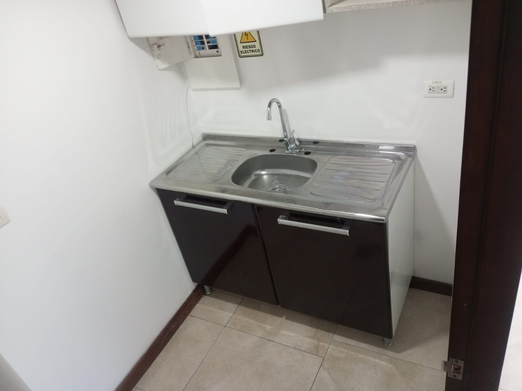 Oficina en arriendo en La Porciuncula, Bogotá, 110 m² · foto 14 de 24