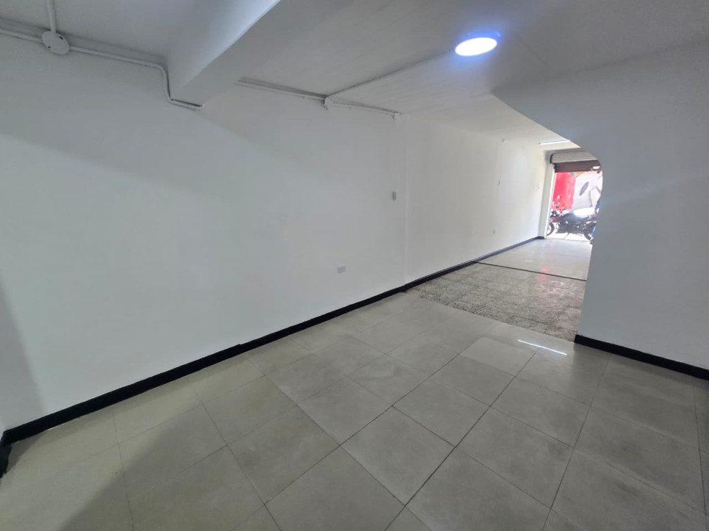 Local en arriendo en Venecia, Bogotá, 87 m² · foto 3 de 7