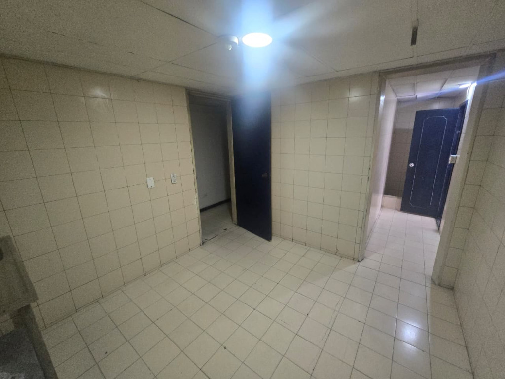 Local en arriendo en Santa Lucía, Bogotá, 297 m² · foto 13 de 24