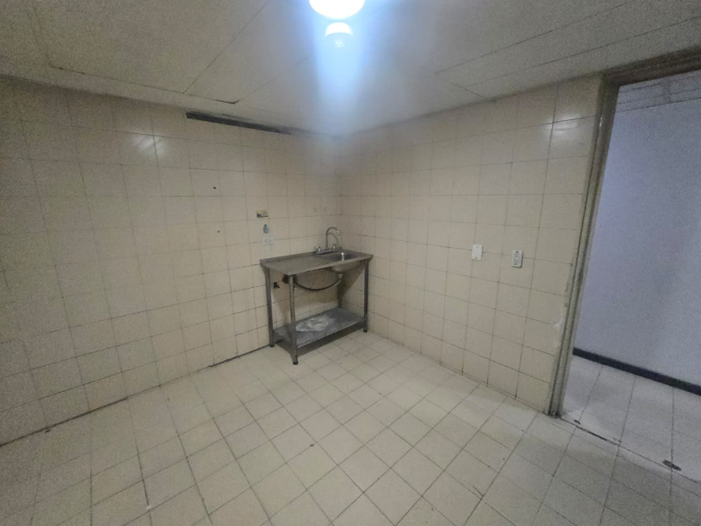 Local en arriendo en Santa Lucía, Bogotá, 297 m² · foto 14 de 24