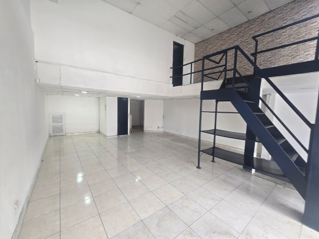 Local en arriendo en Santa Lucía, Bogotá, 297 m² · foto 5 de 24