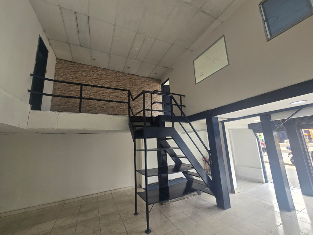 Local en arriendo en Santa Lucía, Bogotá, 297 m² · foto 7 de 24