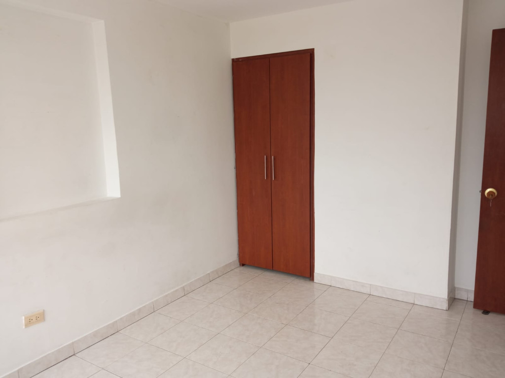 Casa de 3 alcobas en venta en Ciudad Jardín Sur, Bogotá, 332 m² · foto 16 de 21
