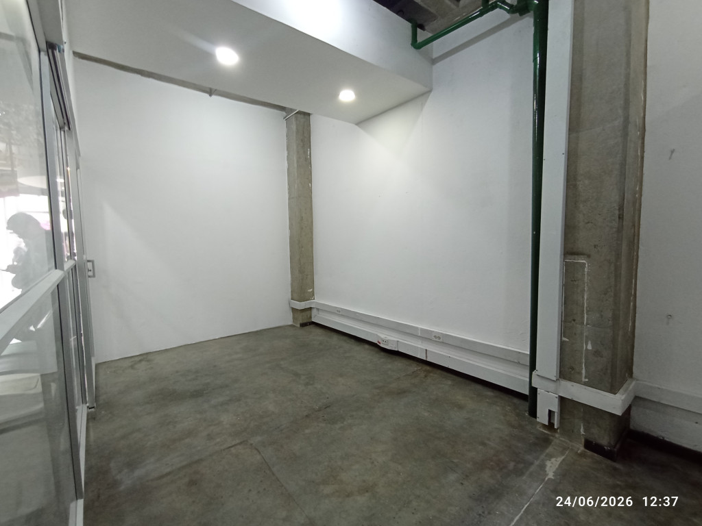 Local en arriendo en Galerías, Bogotá, 11 m² · foto 5 de 6