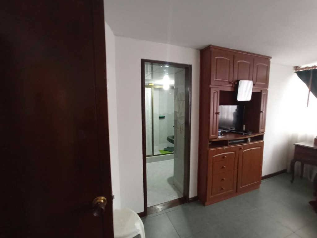 Apartamento en venta en Polo Club, Bogotá · foto 8 de 24