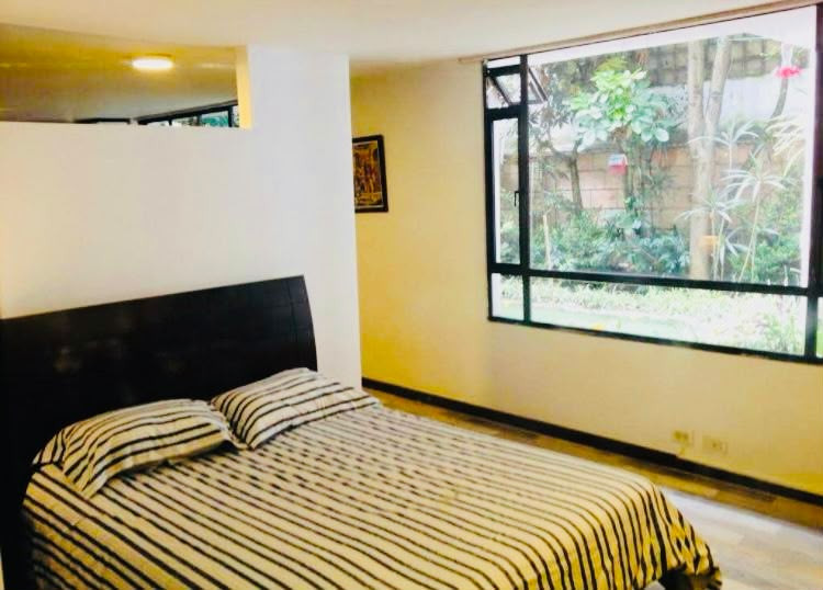 Casa de 5 alcobas en venta en Pasadena, Bogotá, 330 m² · foto 12 de 24