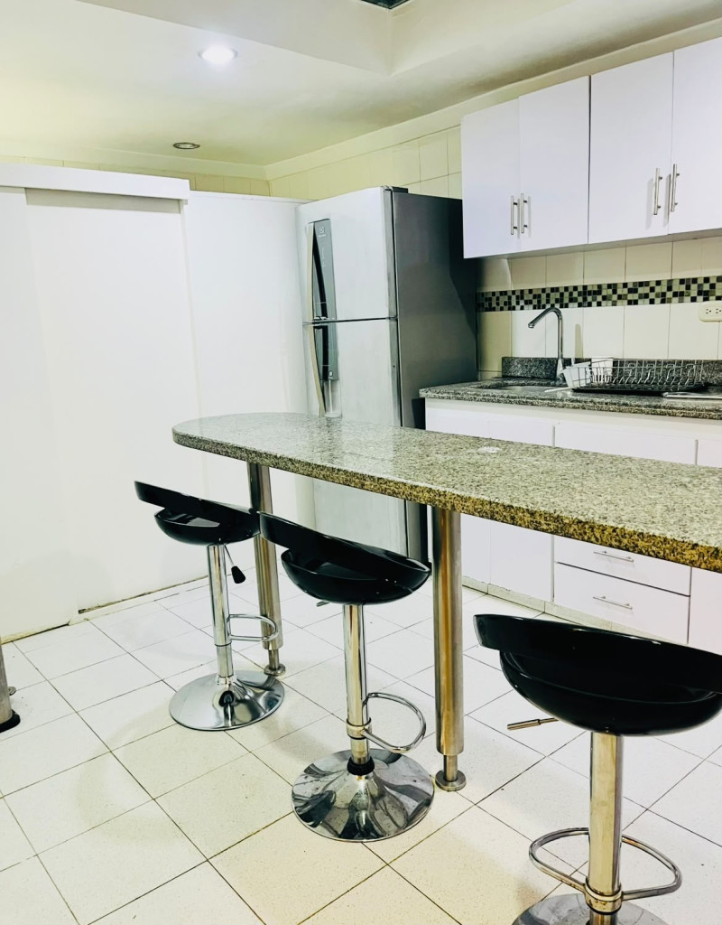 Casa de 5 alcobas en venta en Pasadena, Bogotá, 330 m² · foto 4 de 24