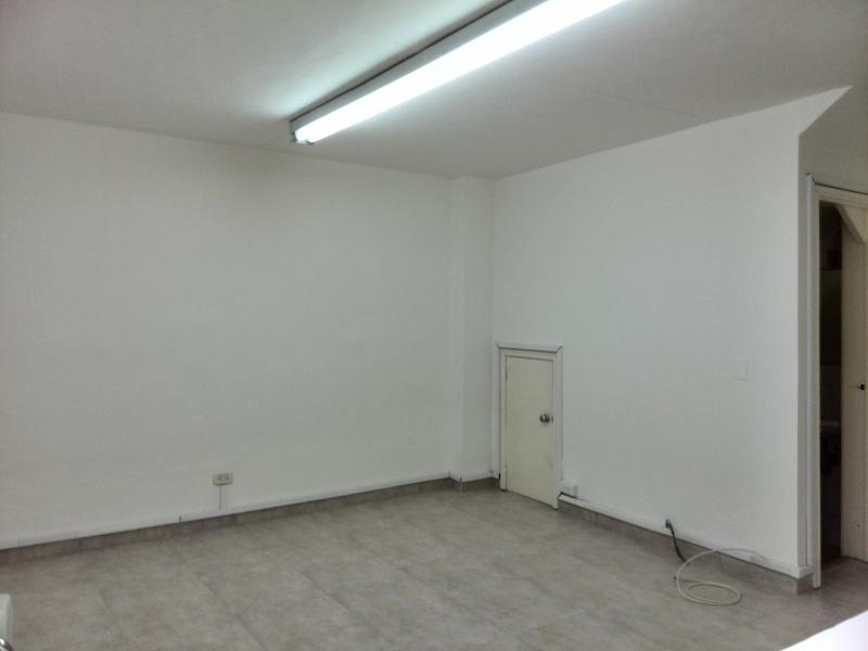 Oficina en arriendo en El Lago, Bogotá, 16 m² · foto 13 de 17