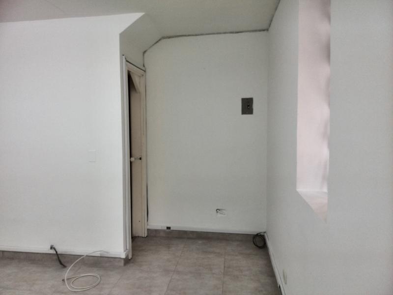 Oficina en arriendo en El Lago, Bogotá, 16 m² · foto 7 de 17