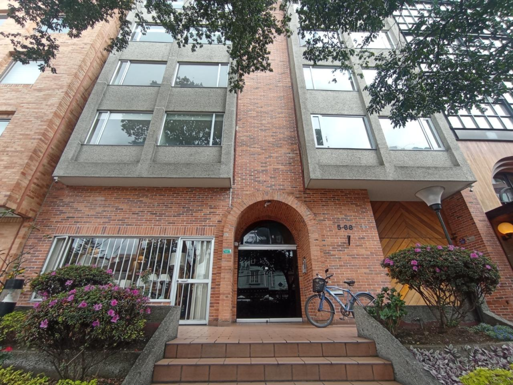 Apartaestudio en venta en Los Rosales, Bogotá, 50 m² · foto 20 de 20