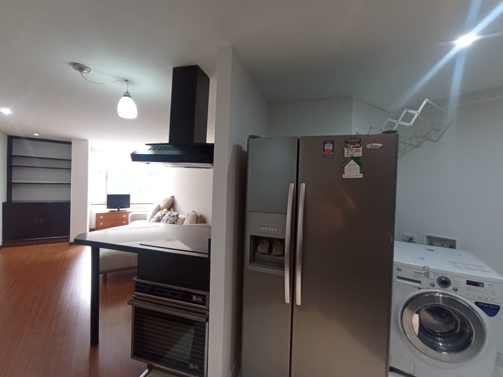 Apartaestudio en venta en Los Rosales, Bogotá, 50 m² · foto 6 de 20