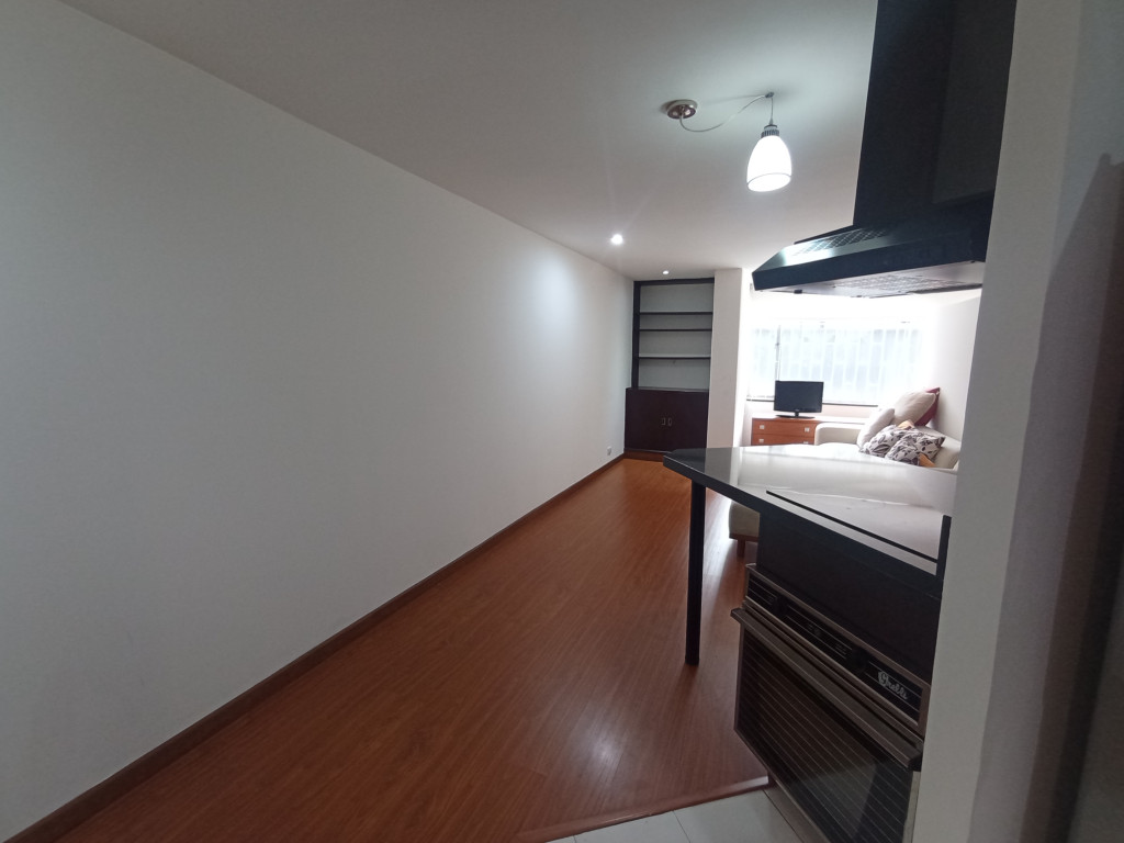 Apartaestudio en venta en Los Rosales, Bogotá, 50 m² · foto 7 de 20