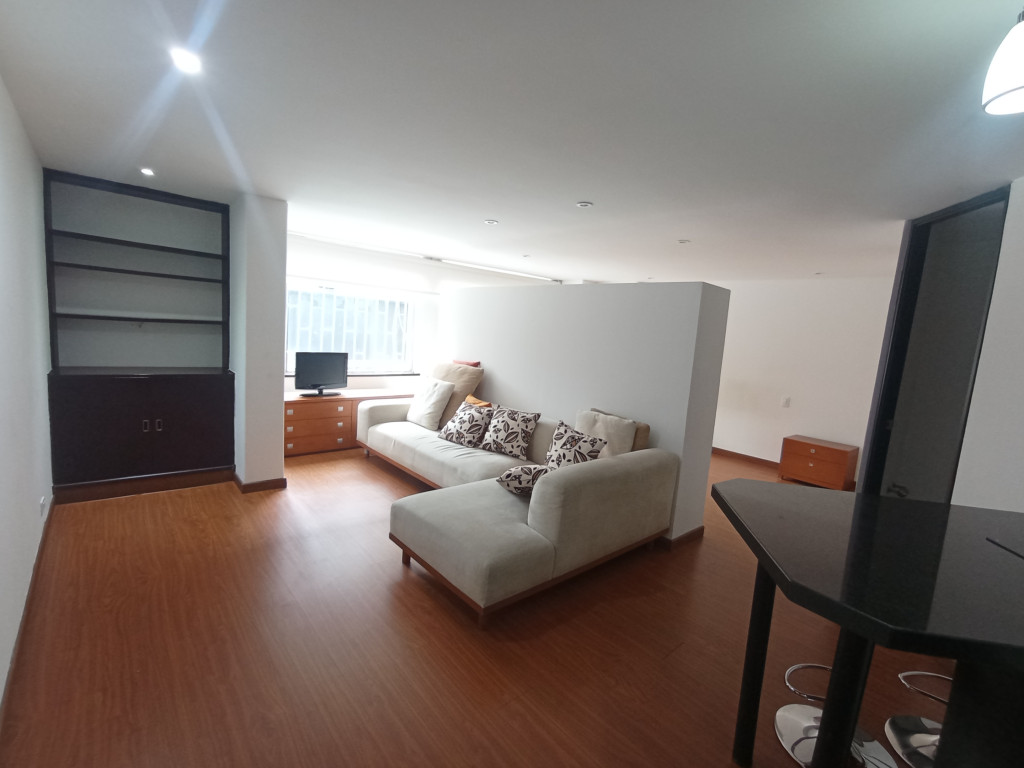 Apartaestudio en venta en Los Rosales, Bogotá, 50 m² · foto 8 de 20