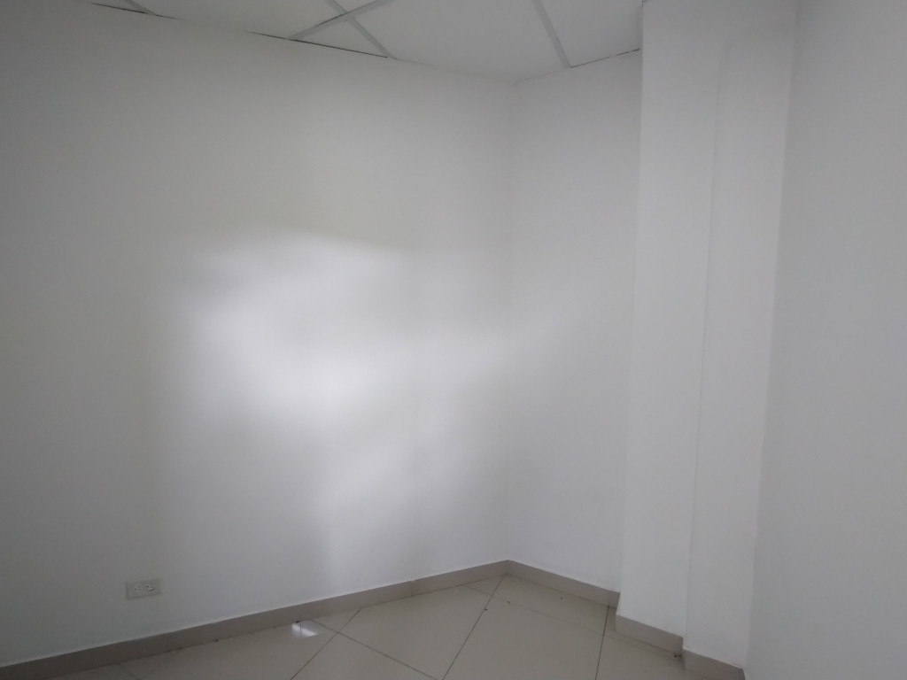 Local en venta en Suba Centro, Bogotá, 77 m² · foto 12 de 18