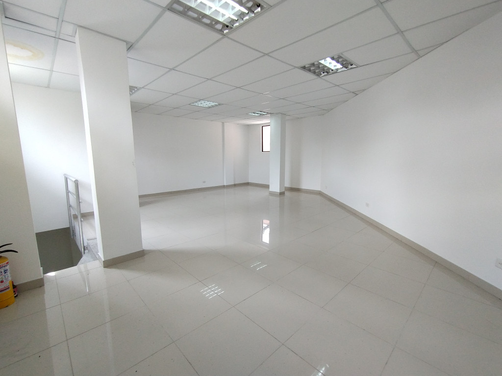 Local en venta en Suba Centro, Bogotá, 77 m² · foto 14 de 18