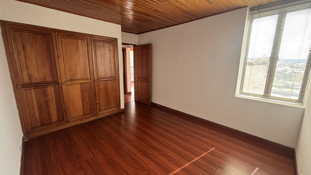 Apartamento de 3 alcobas en venta en Los Lagartos, Bogotá, 176 m² · foto 20 de 24