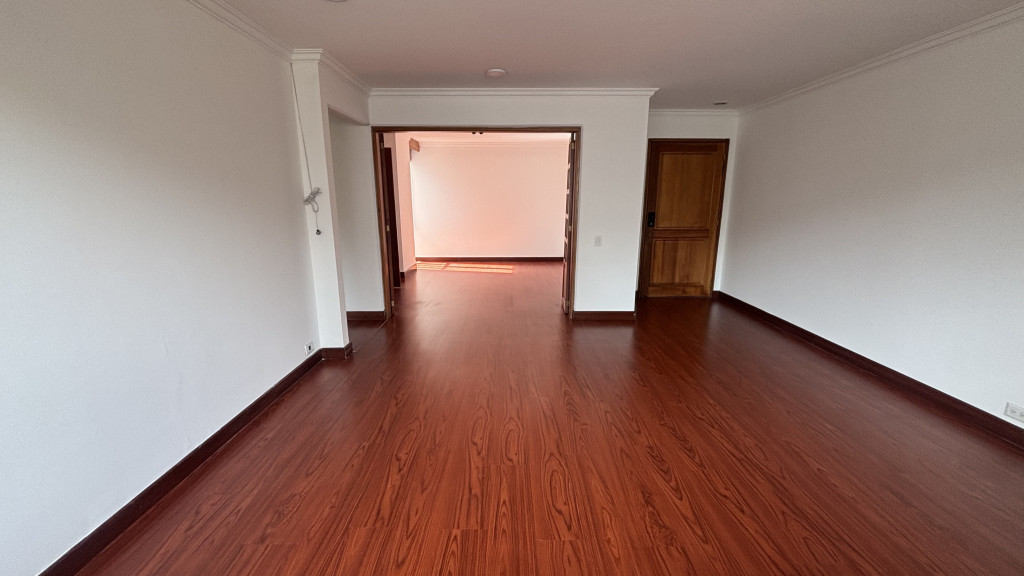 Apartamento de 3 alcobas en venta en Los Lagartos, Bogotá, 176 m² · foto 4 de 24