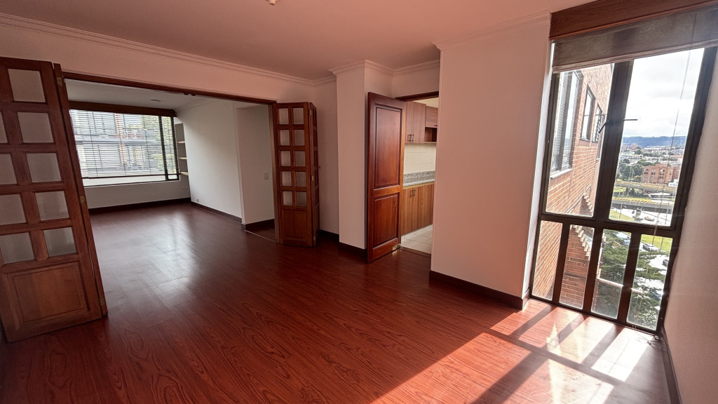 Apartamento de 3 alcobas en venta en Los Lagartos, Bogotá, 176 m² · foto 6 de 24