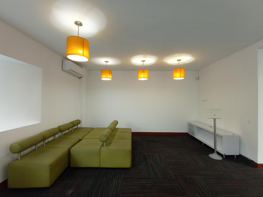 Oficina en arriendo en El Nogal, Bogotá, 433 m² · foto 3 de 24