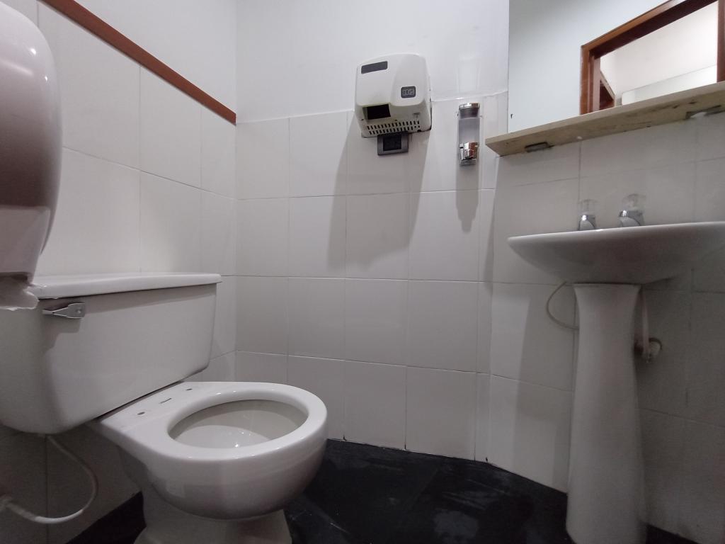 Oficina en arriendo en El Nogal, Bogotá, 433 m² · foto 10 de 24