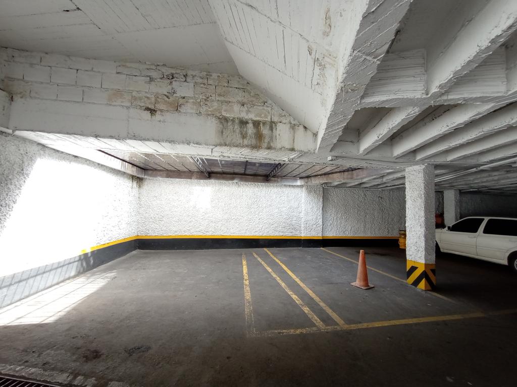 Oficina en arriendo en El Nogal, Bogotá, 433 m² · foto 24 de 24