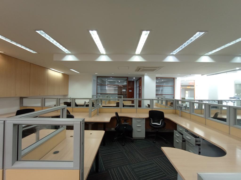 Oficina en arriendo en El Nogal, Bogotá, 433 m² · foto 17 de 24