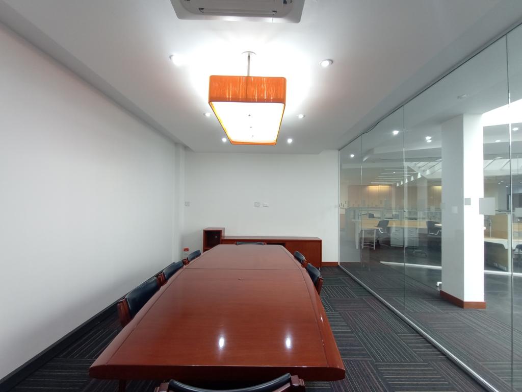 Oficina en arriendo en El Nogal, Bogotá, 433 m² · foto 7 de 24