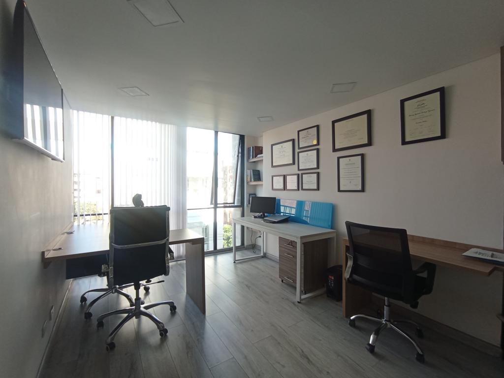 Oficina en venta en Chico Norte, Bogotá, 32 m² · foto 9 de 21