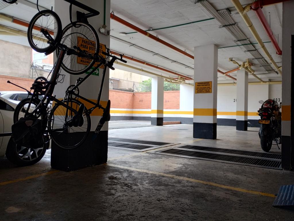Oficina en arriendo en Santa Barbara, Bogotá, 56 m² · foto 12 de 14
