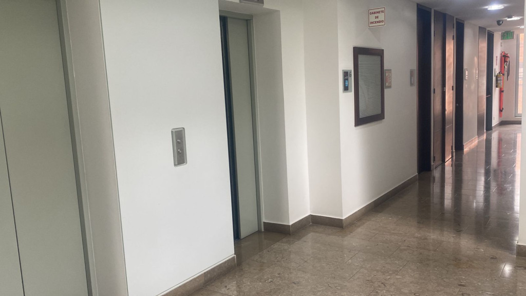Oficina en arriendo en Chico Norte, Bogotá, 39 m² · foto 10 de 14