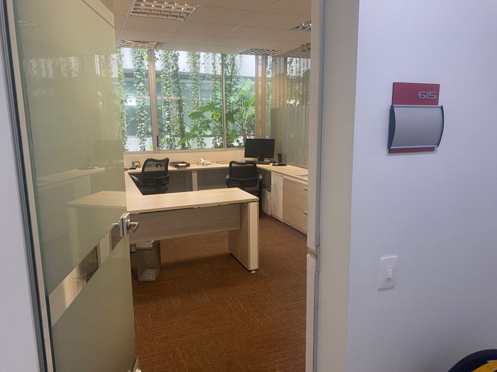 Oficina en arriendo en Chico Norte, Bogotá, 39 m² · foto 3 de 14