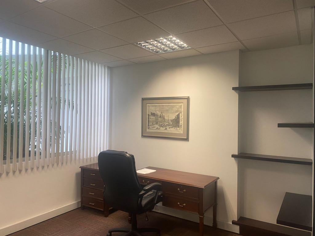 Oficina en arriendo en Chico Norte, Bogotá, 39 m² · foto 8 de 14