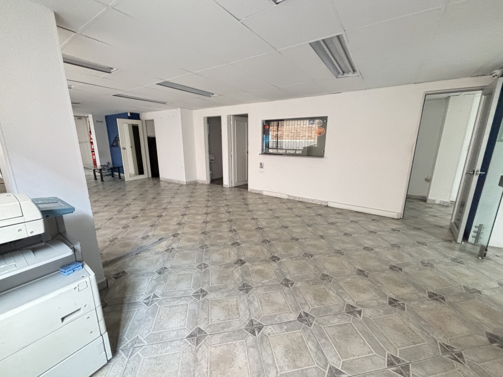 Oficina en arriendo en Santa Barbara Occidental, Bogotá, 110 m² · foto 8 de 18