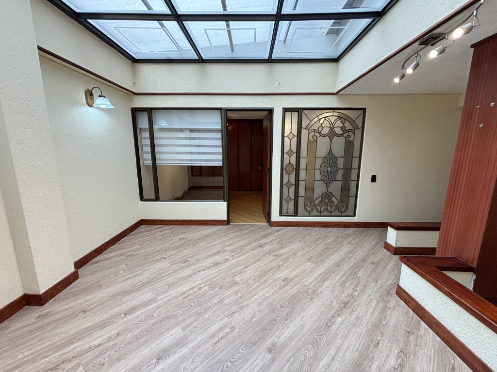 Apartamento de 3 alcobas en arriendo en Cedritos, Bogotá, 135 m² · foto 16 de 24