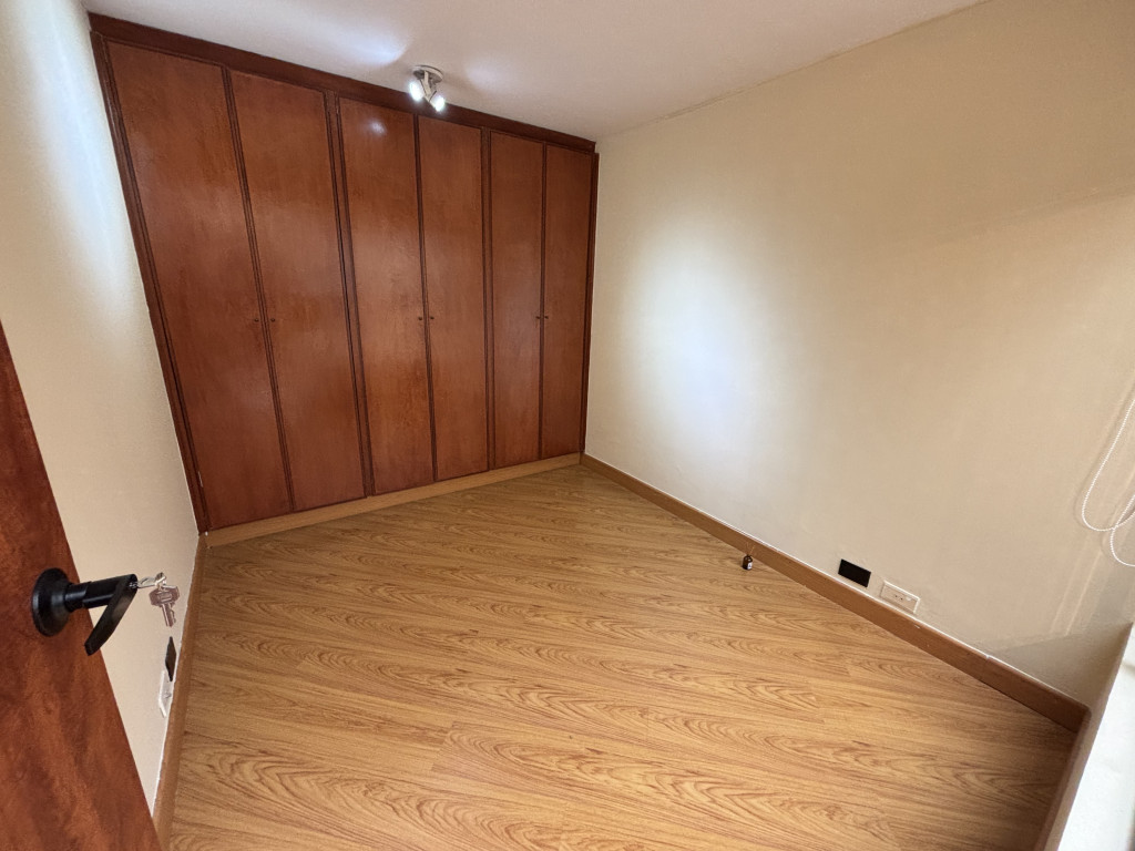 Apartamento de 3 alcobas en arriendo en Cedritos, Bogotá, 135 m² · foto 18 de 24