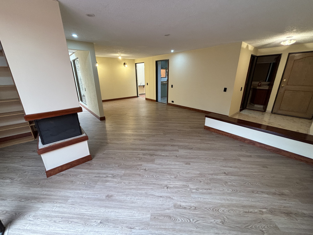 Apartamento de 3 alcobas en arriendo en Cedritos, Bogotá, 135 m² · foto 4 de 24