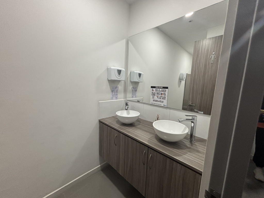Oficina en venta en Pontevedra, Bogotá, 15 m² · foto 9 de 20
