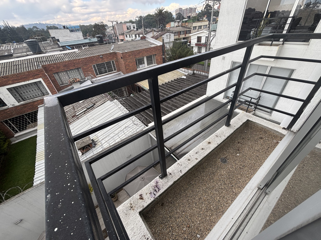 Oficina en venta en Pontevedra, Bogotá, 15 m² · foto 2 de 20