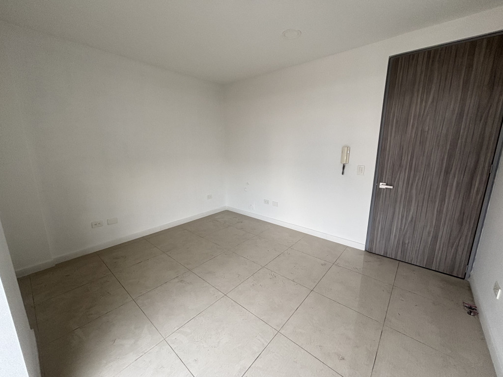 Oficina en venta en Pontevedra, Bogotá, 15 m² · foto 4 de 20
