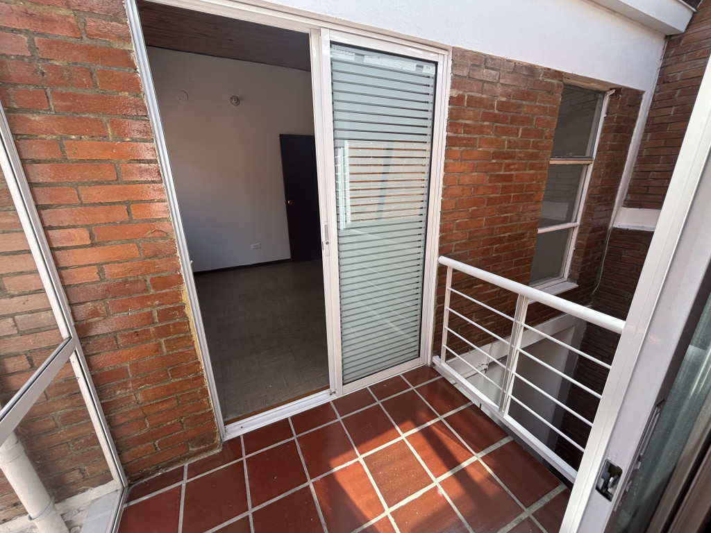 Casa de 5 alcobas en venta en Los Cedros, Bogotá, 204 m² · foto 17 de 24