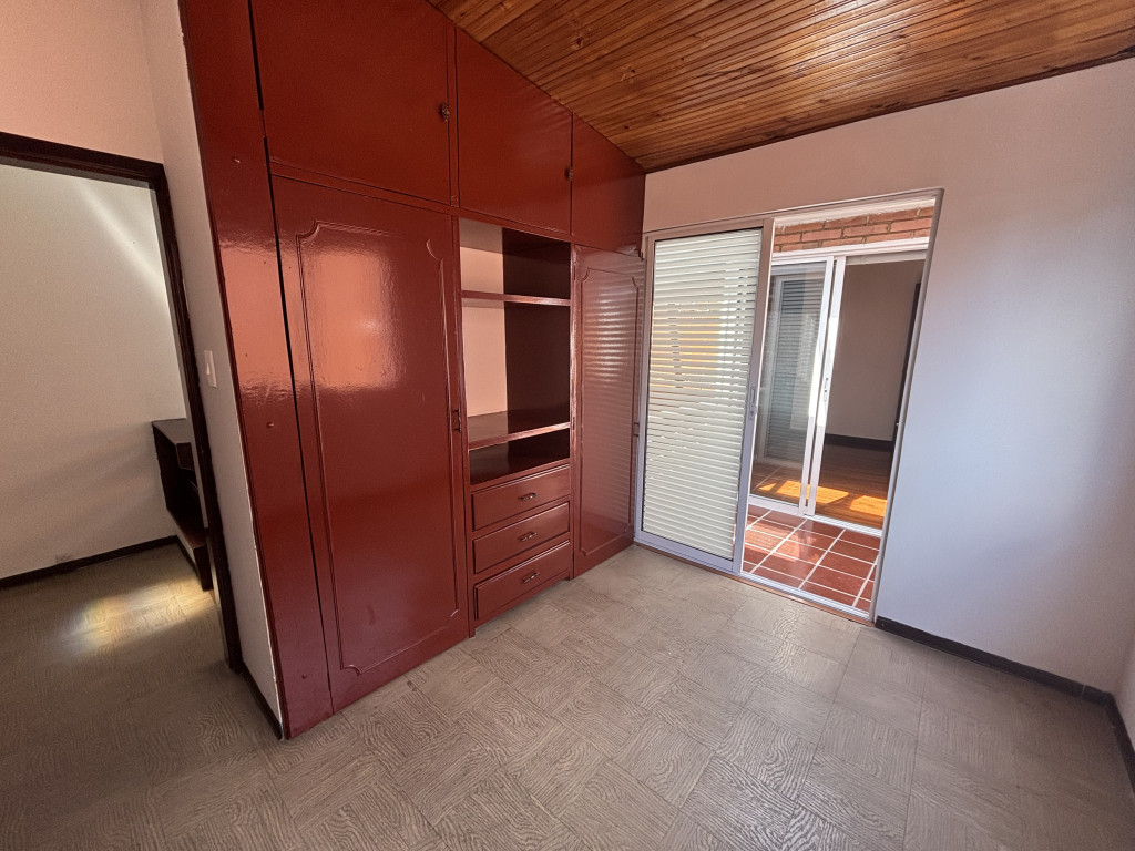 Casa de 5 alcobas en venta en Los Cedros, Bogotá, 204 m² · foto 19 de 24