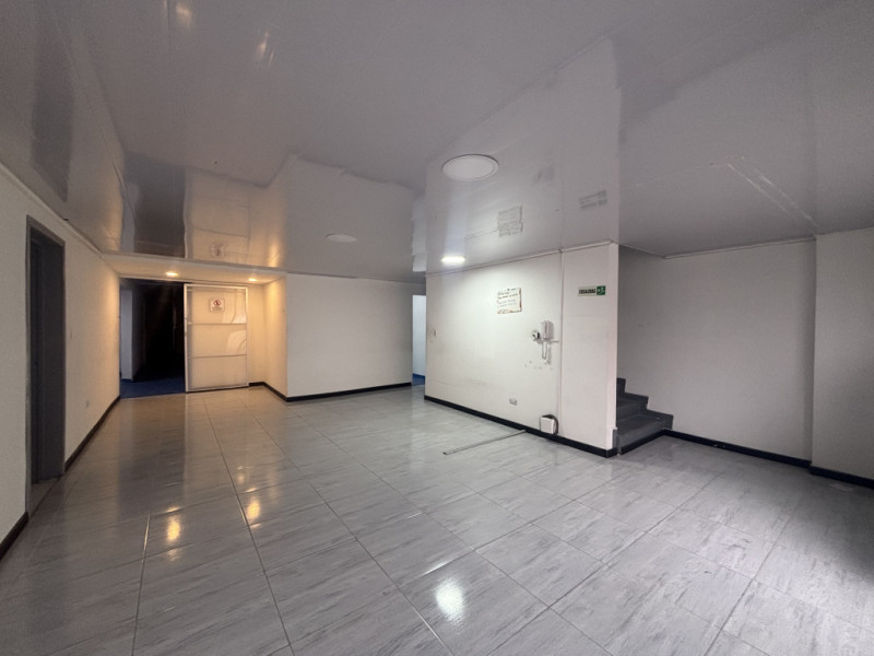 Bodega en arriendo en Toberin, Bogotá, 900 m² · foto 10 de 22