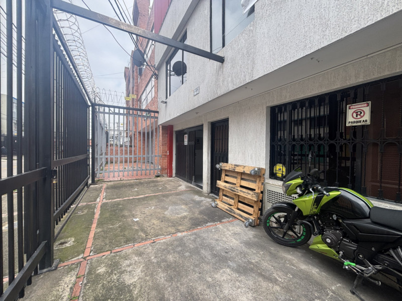 Bodega en arriendo en Toberin, Bogotá, 900 m² · foto 22 de 22