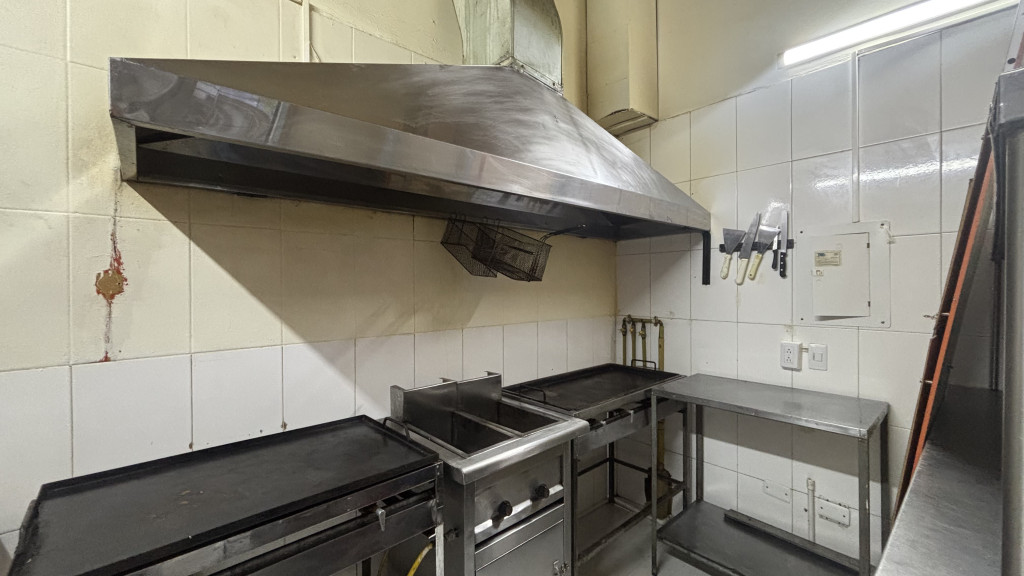 Local en arriendo en Chapinero, Bogotá, 10 m² · foto 6 de 13