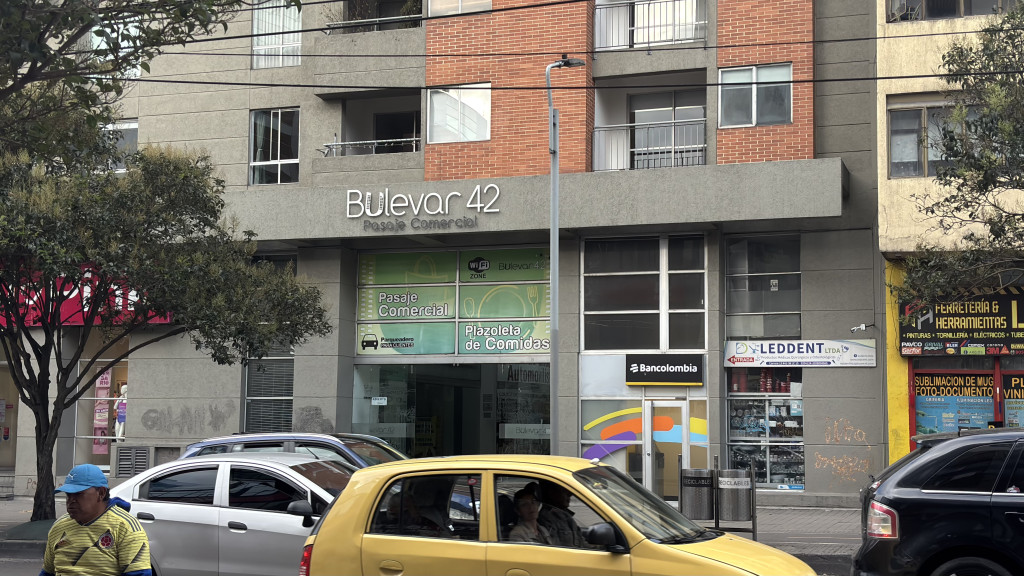 Local en arriendo en Chapinero, Bogotá, 10 m² · foto 3 de 13