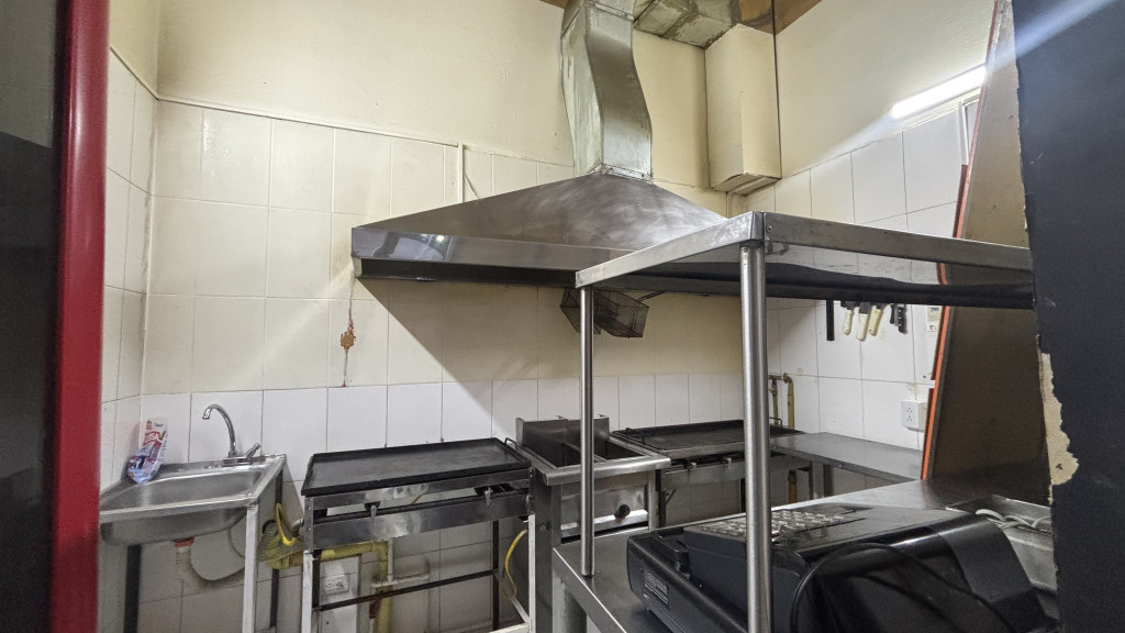 Local en arriendo en Chapinero, Bogotá, 10 m² · foto 4 de 13