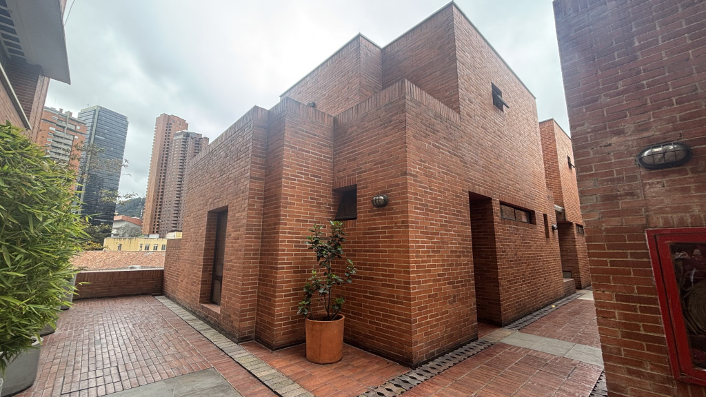 Apartamento en venta en Centro Internacional, Bogotá · foto 2 de 24