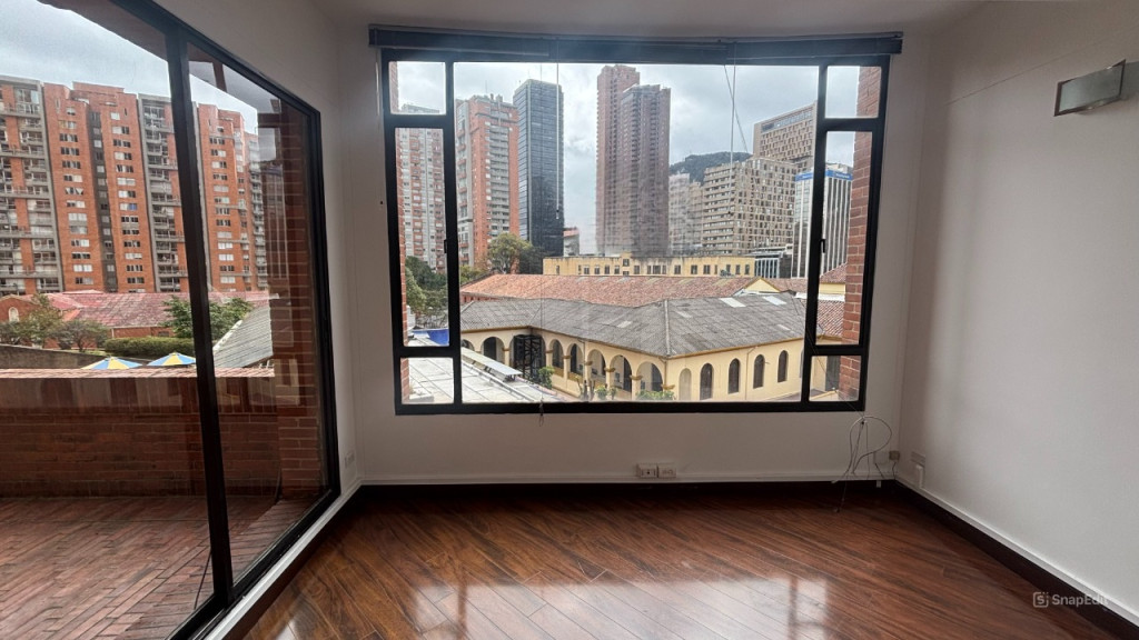 Apartamento en venta en Centro Internacional, Bogotá · foto 3 de 24