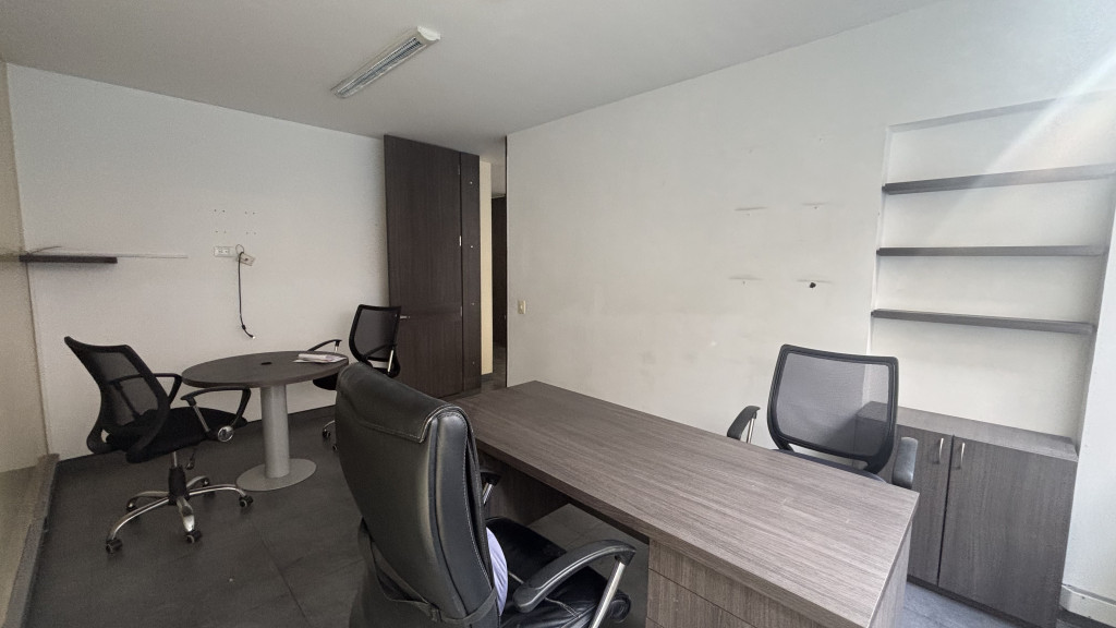 Oficina en arriendo en Santa Barbara Occidental, Bogotá, 94 m² · foto 14 de 19
