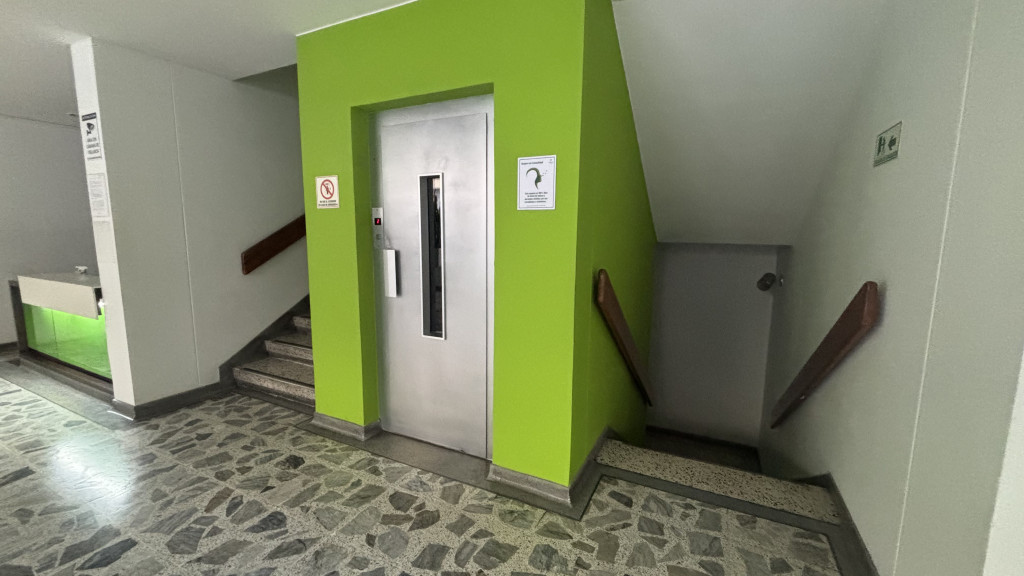 Oficina en arriendo en Santa Barbara Occidental, Bogotá, 94 m² · foto 17 de 19